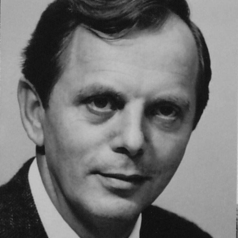 Earl Jones